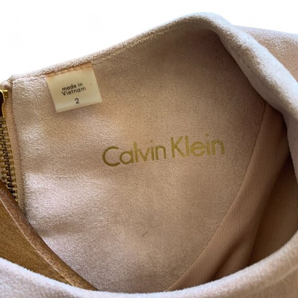 Calvin Klein Blush Pink Sleeveless Faux Suede Sheath Dress Size 2 Gold Zipper - Picture 6 of 9